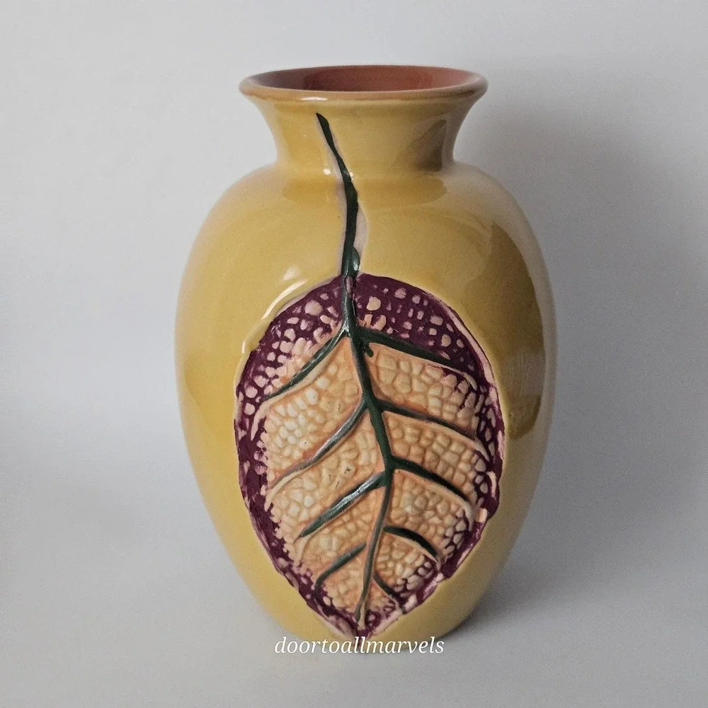 Mid Century American Art Pottery Vase Sgraffito Leaf Relief 7